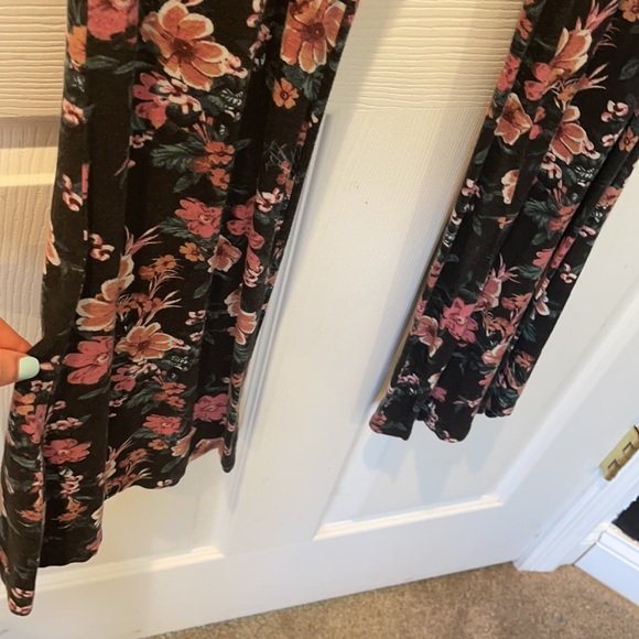 Flower Floral Bell Bottom Pants - Picture 2 of 3